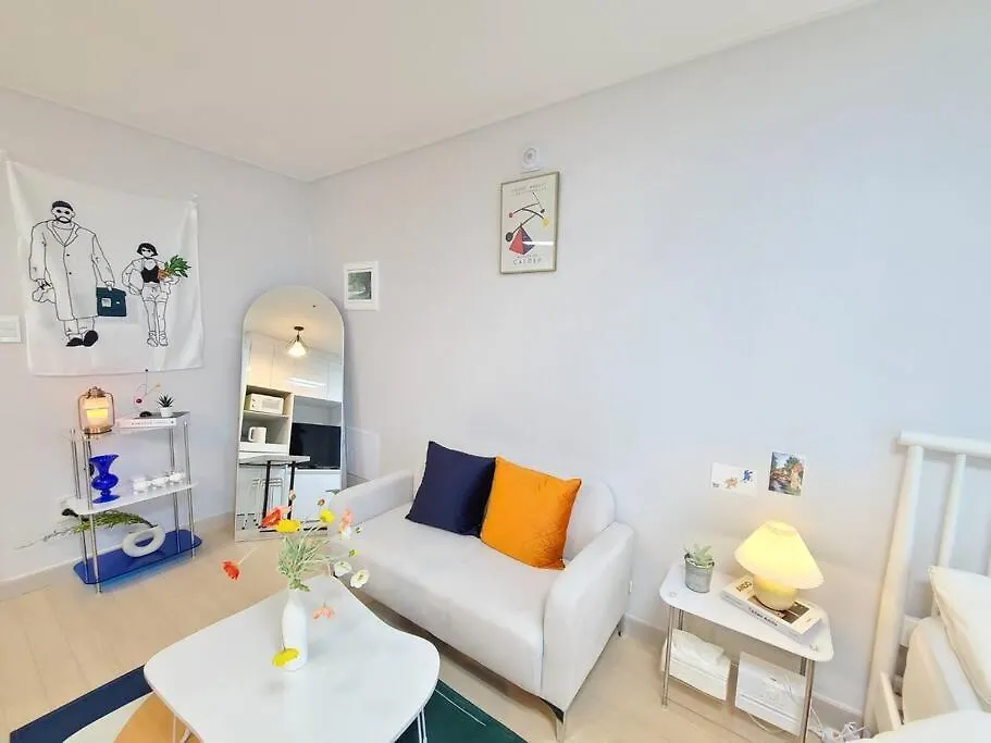 House Of Hyuni Apartment Busan 0*,