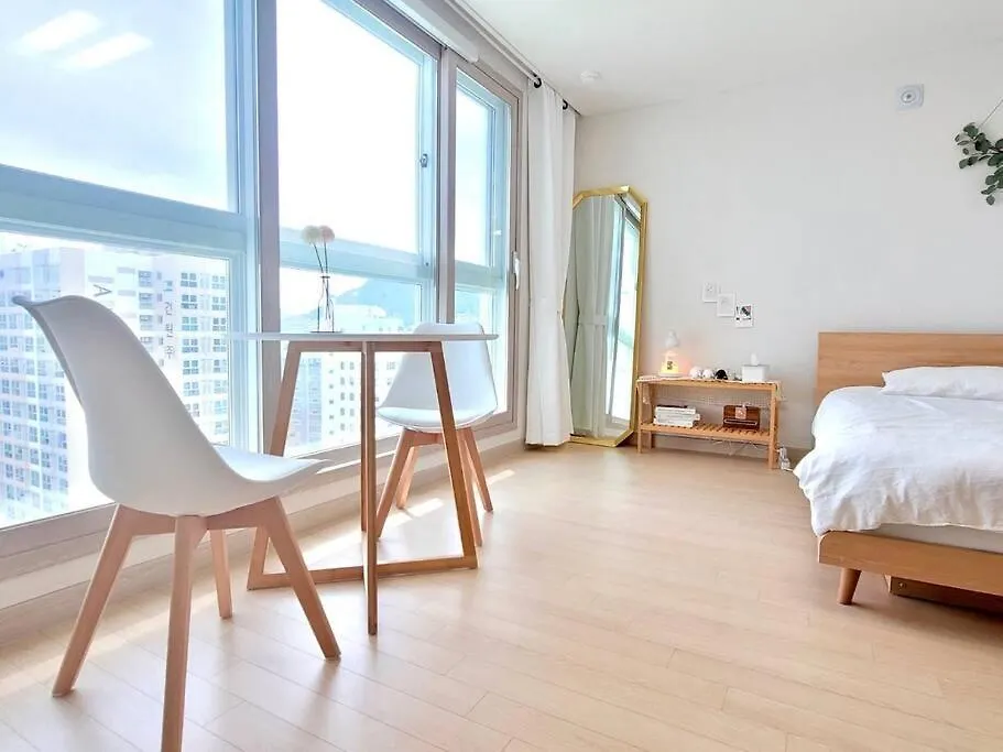 House Of Hyuni Apartment Busan South Korea