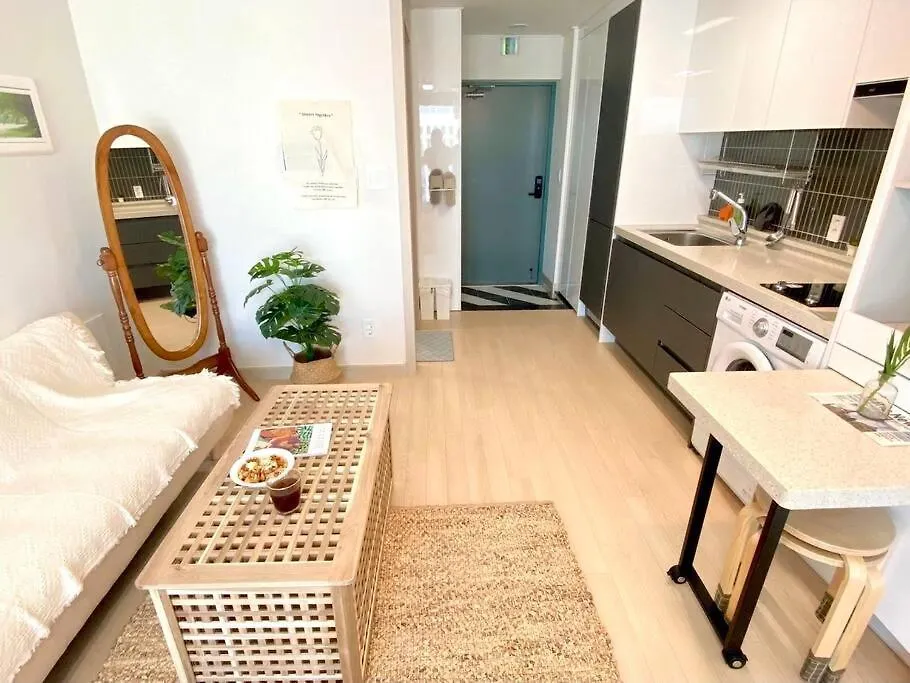 House Of Hyuni Apartment Busan