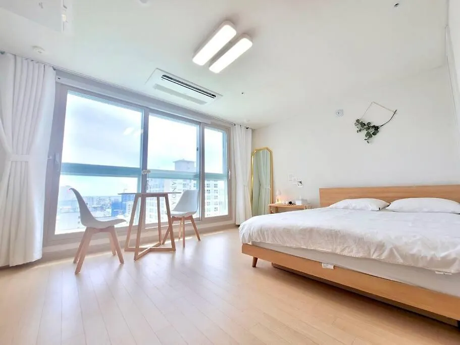 House Of Hyuni Apartment Busan South Korea