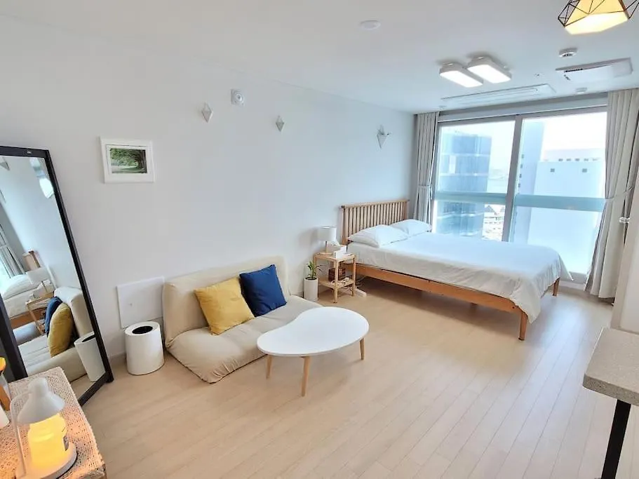 House Of Hyuni Apartment Busan